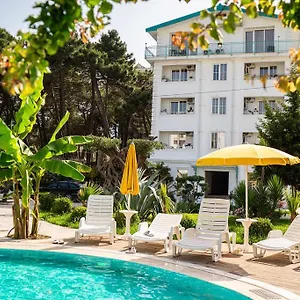 https://garden-palace.albaniahotels.org